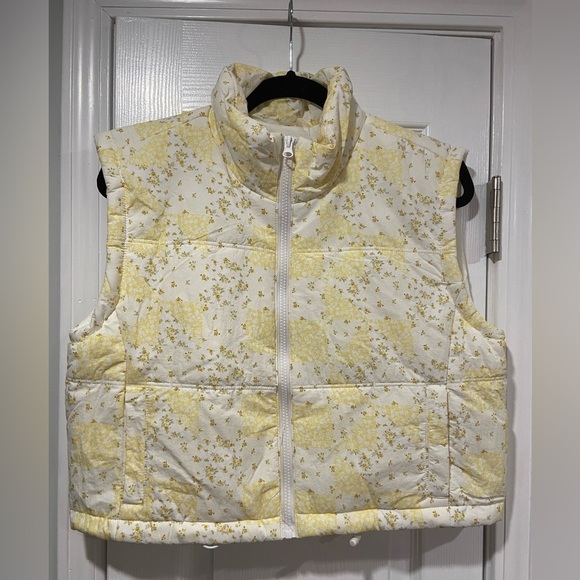 NWT Thread & Supply Size S Yellow Floral Patchwork Cropped Luff Vest Full Zip - Picture 1 of 10